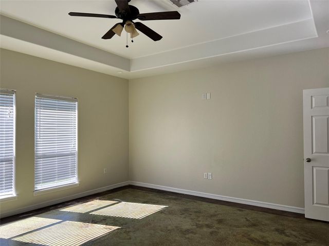 13354 Knollcrest Street, Houston, TX 77015
