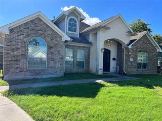 13354 Knollcrest Street, Houston, TX 77015