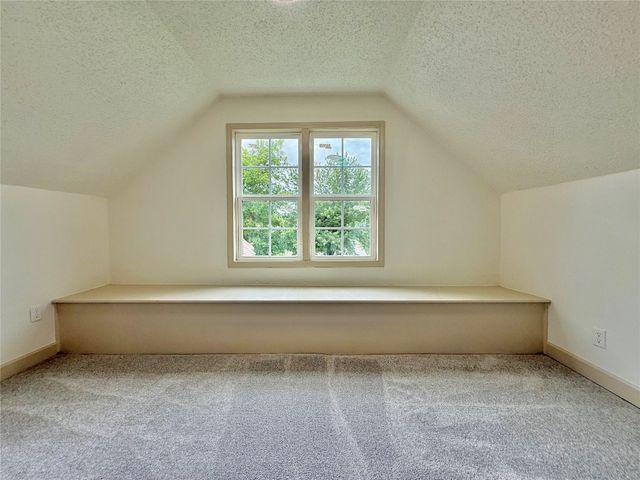 202 E Northrup Drive, Midwest City, OK 73110
