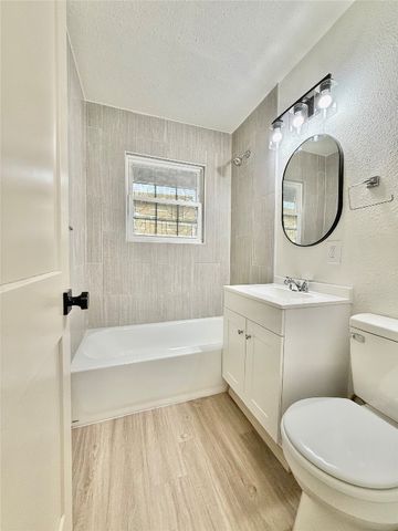 202 E Northrup Drive, Midwest City, OK 73110