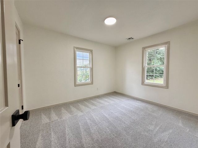 202 E Northrup Drive, Midwest City, OK 73110