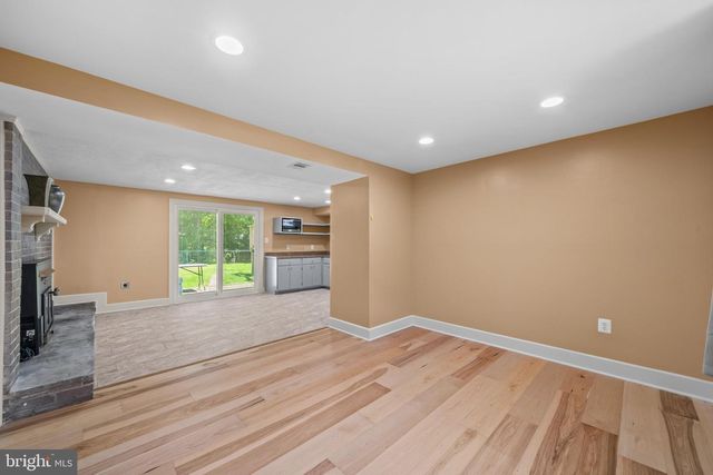 13415 KINGSMAN RD, Woodbridge, VA 22193