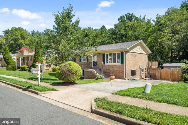 13415 KINGSMAN RD, Woodbridge, VA 22193