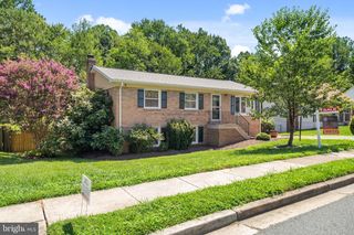 13415 KINGSMAN RD, Woodbridge, VA 22193