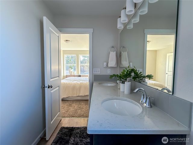 582 Mount Olympus Avenue SE, Ocean Shores, WA 98569