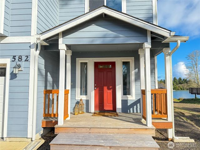 582 Mount Olympus Avenue SE, Ocean Shores, WA 98569