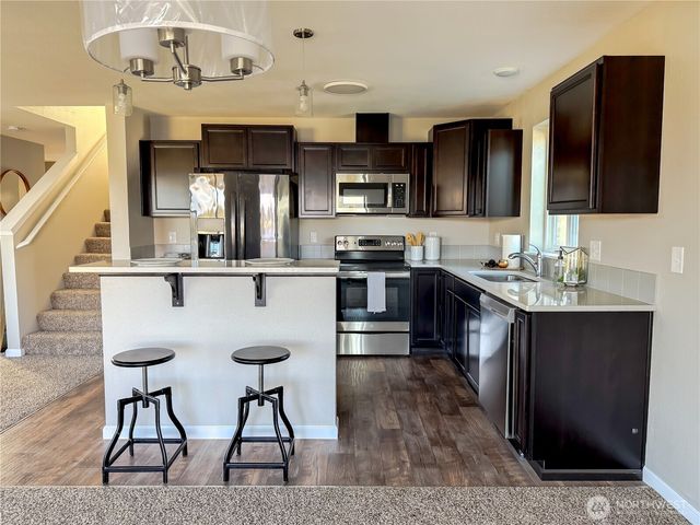 582 Mount Olympus Avenue SE, Ocean Shores, WA 98569