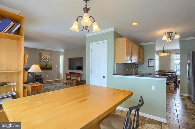 163 MARTEL CIR, Dillsburg, PA 17019