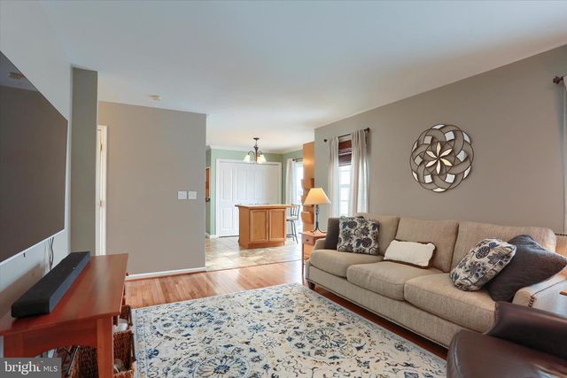 163 MARTEL CIR, Dillsburg, PA 17019