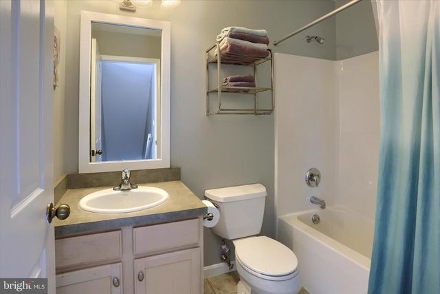 163 MARTEL CIR, Dillsburg, PA 17019