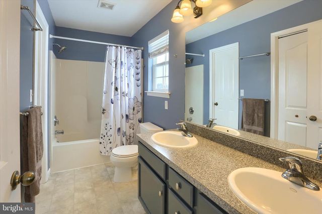 163 MARTEL CIR, Dillsburg, PA 17019