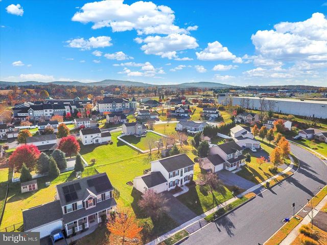 163 MARTEL CIR, Dillsburg, PA 17019