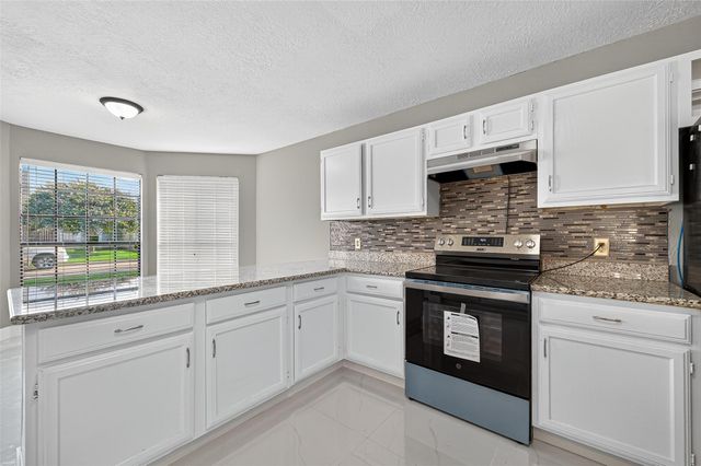 13559 Portobello Drive, Houston, TX 77083