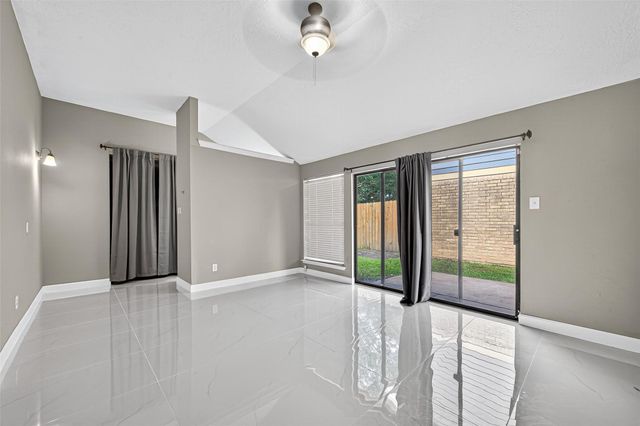 13559 Portobello Drive, Houston, TX 77083