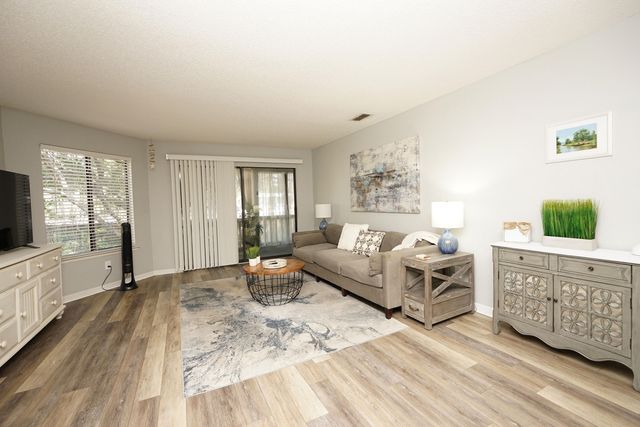 55 Bay Drive UNIT 2202, Niceville, FL 32578