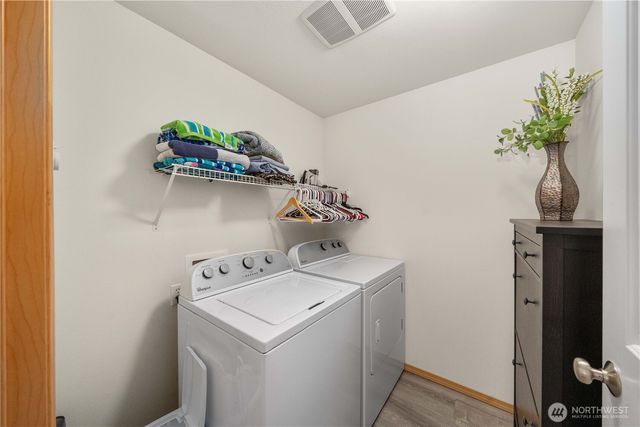 28221 241st Avenue SE, Maple Valley, WA 98038