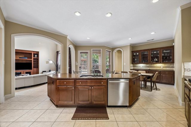 6014 Shady Alcove Court, Kingwood, TX 77345