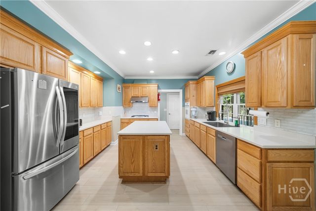 8609 Gohler Avenue, Savannah, GA 31406