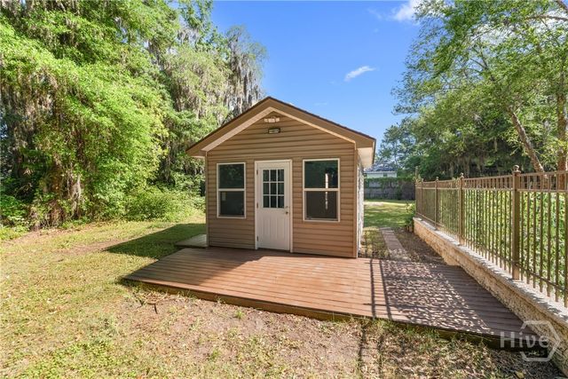 8609 Gohler Avenue, Savannah, GA 31406