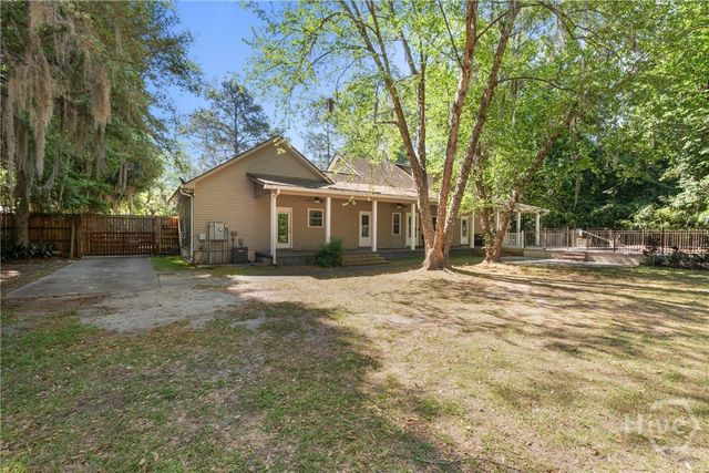 8609 Gohler Avenue, Savannah, GA 31406