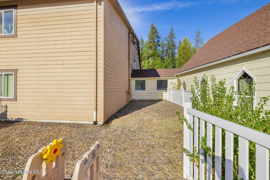 19459 W Riverview DR, Post Falls, ID 83854 photo 34