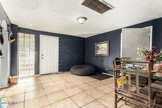 3952 W HUBBELL Street, Phoenix, AZ 85009