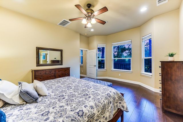 344 Tahitian DR, Bastrop, TX 78602