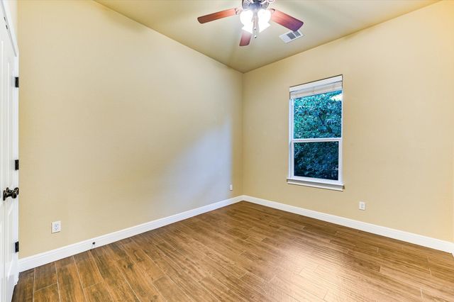 344 Tahitian DR, Bastrop, TX 78602