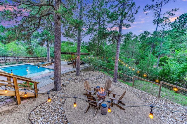 344 Tahitian DR, Bastrop, TX 78602
