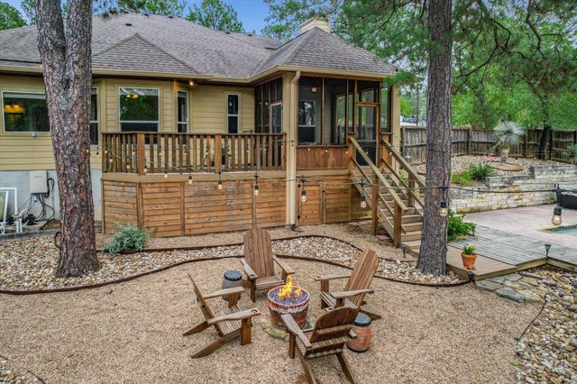 344 Tahitian DR, Bastrop, TX 78602