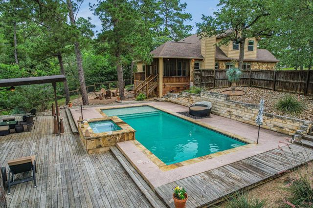 344 Tahitian DR, Bastrop, TX 78602