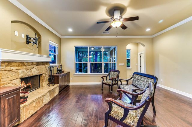 344 Tahitian DR, Bastrop, TX 78602