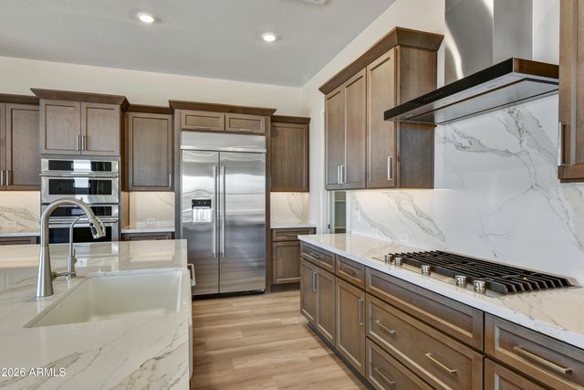 33598 N CHEVELON Drive, Peoria, AZ 85383