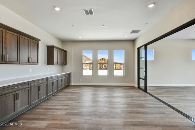 33598 N CHEVELON Drive, Peoria, AZ 85383
