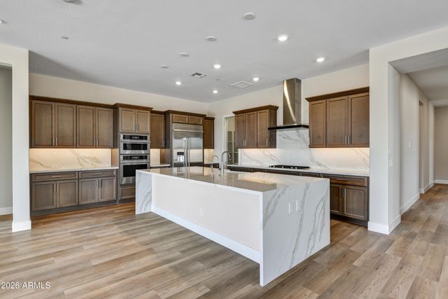 33598 N CHEVELON Drive, Peoria, AZ 85383