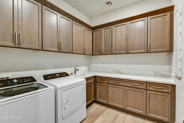 33598 N CHEVELON Drive, Peoria, AZ 85383