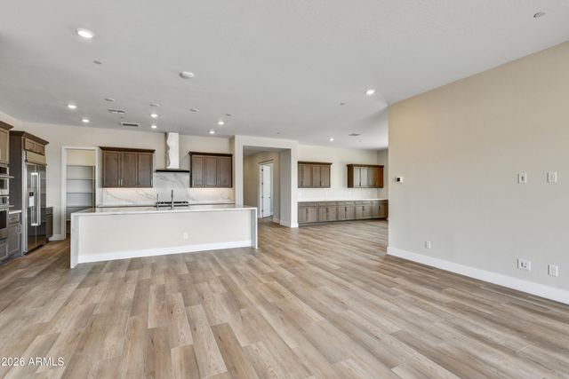 33598 N CHEVELON Drive, Peoria, AZ 85383