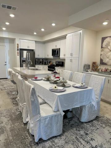 2015 Mindoro Lane 4, Chula Vista, CA 91915