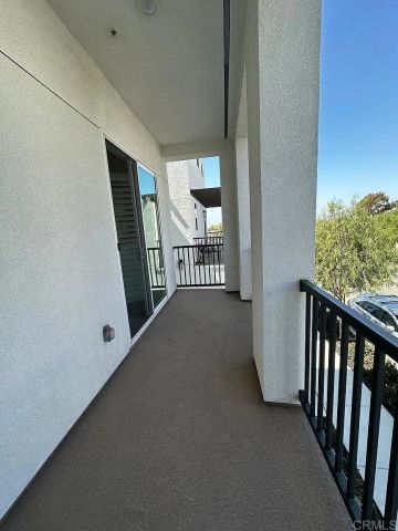 2015 Mindoro Lane 4, Chula Vista, CA 91915