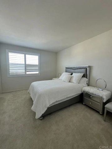 2015 Mindoro Lane 4, Chula Vista, CA 91915