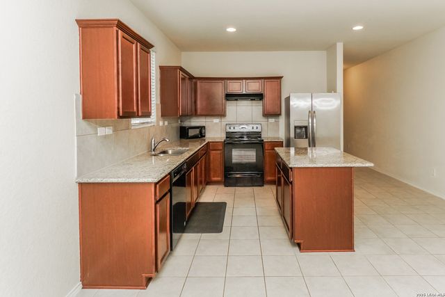 320 SALZ WAY, San Antonio, TX 78260