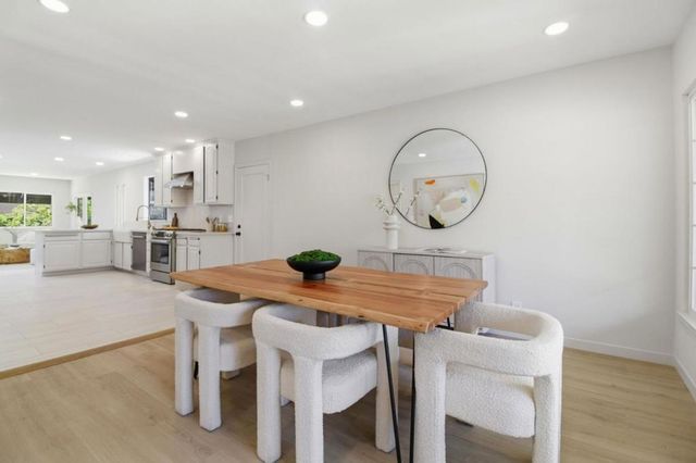 1114 Palm Avenue, San Mateo, CA 94401