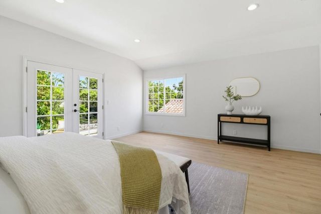 1114 Palm Avenue, San Mateo, CA 94401