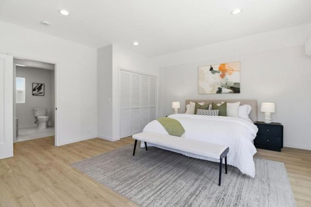 1114 Palm Avenue, San Mateo, CA 94401