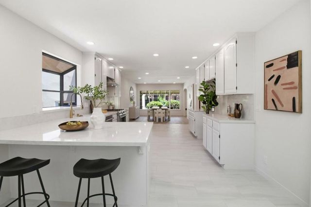 1114 Palm Avenue, San Mateo, CA 94401