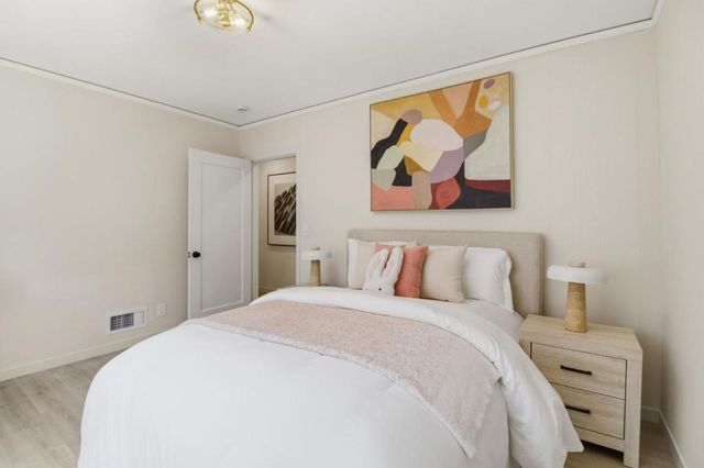 1114 Palm Avenue, San Mateo, CA 94401