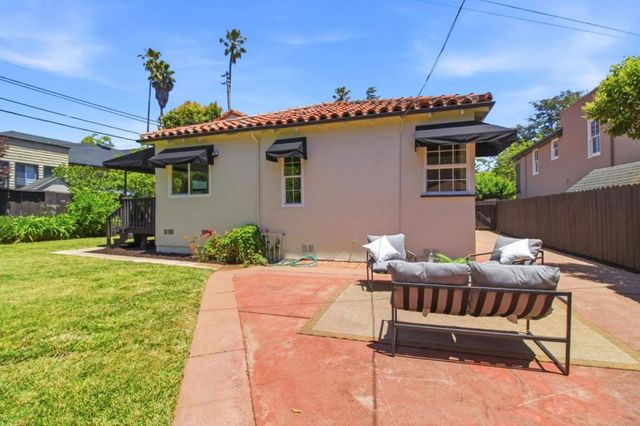 1114 Palm Avenue, San Mateo, CA 94401