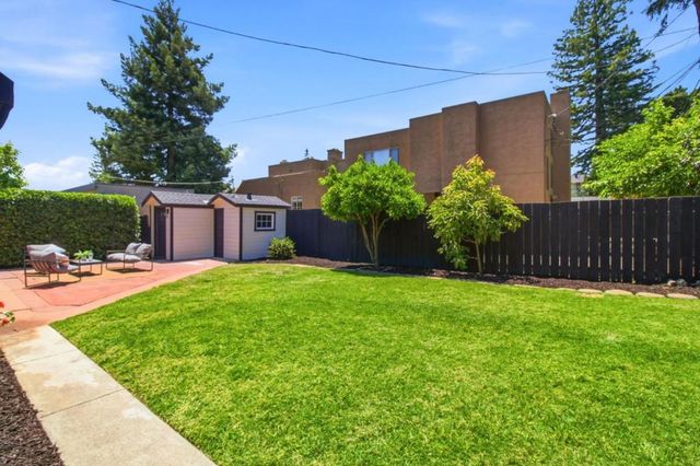 1114 Palm Avenue, San Mateo, CA 94401