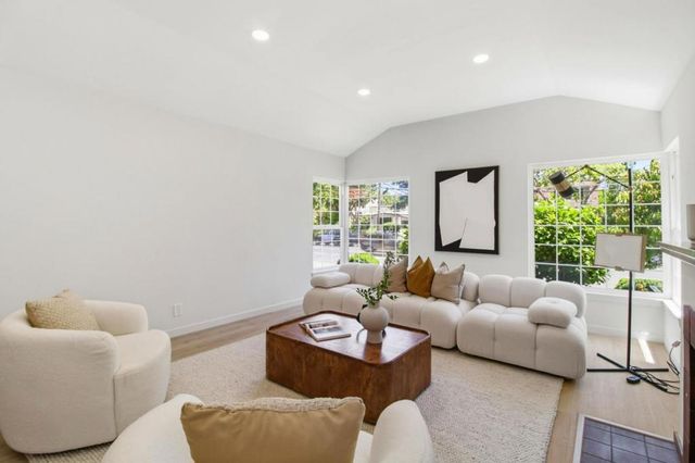 1114 Palm Avenue, San Mateo, CA 94401