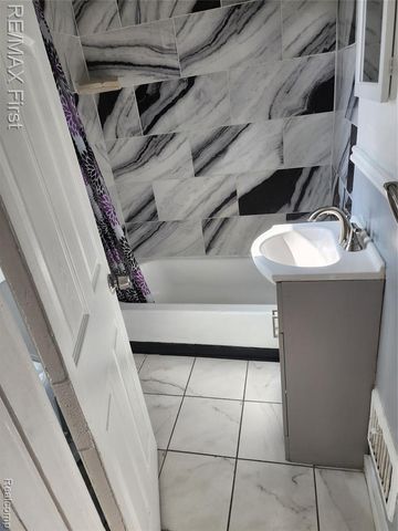 19345 Keystone Street, Detroit, MI 48234